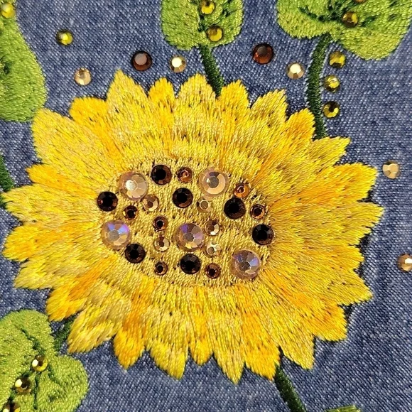 Quacker Factory SUNFLOWER  embroidered rhinestones shirt Size Large Button Down - Picture 4 of 13